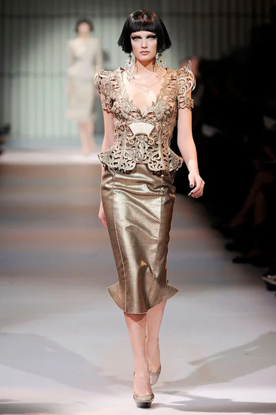Look 22